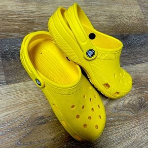 Cleanout! Yellow Crocs!!